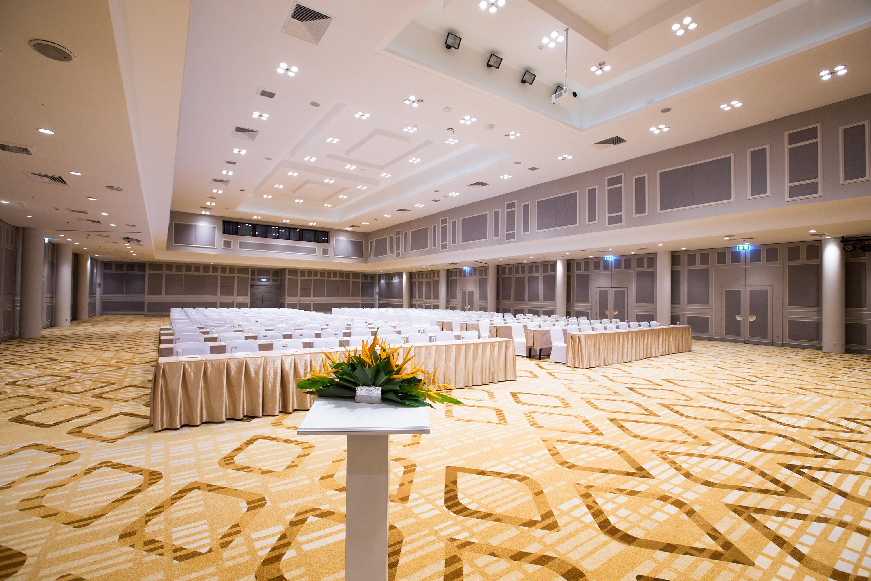 The Imperial Hotel & Convention Centre Пхитсанулок Экстерьер фото